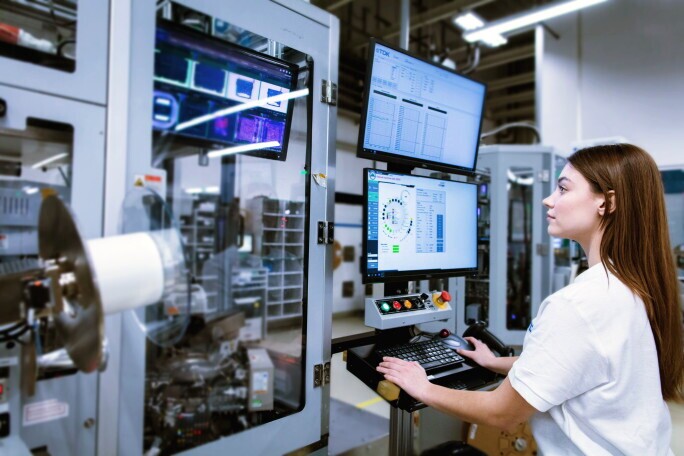 Apprenticeship as electronics technician for devices and systems (m/f/d) - 2027, 3. image